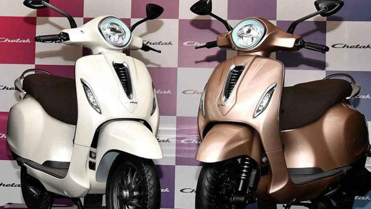Bajaj Chetak Premium 2024 Electric Scooty